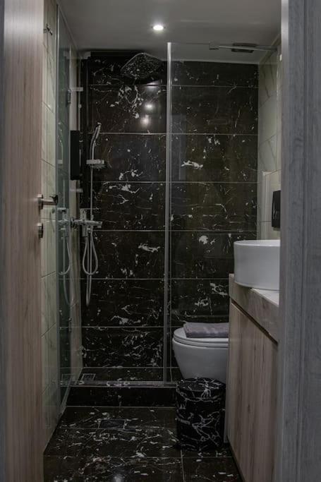 * Ck Modern Loft Near Seaside * * Thessaloniki